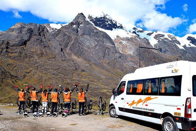 07 Day: Inca Jungle Adventure with Mountain Bike, Rafting, Zipline & Trek - Day 2: Moray, Maras, and Chinchero in the Sacred Valley
