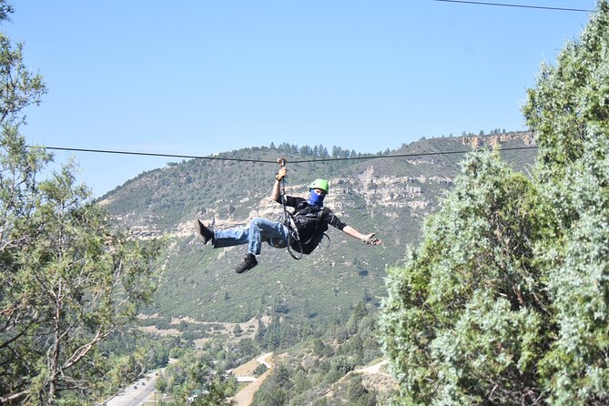 12-Zipline Adventure in the San Juan Mountains near Durango - The group size and pace