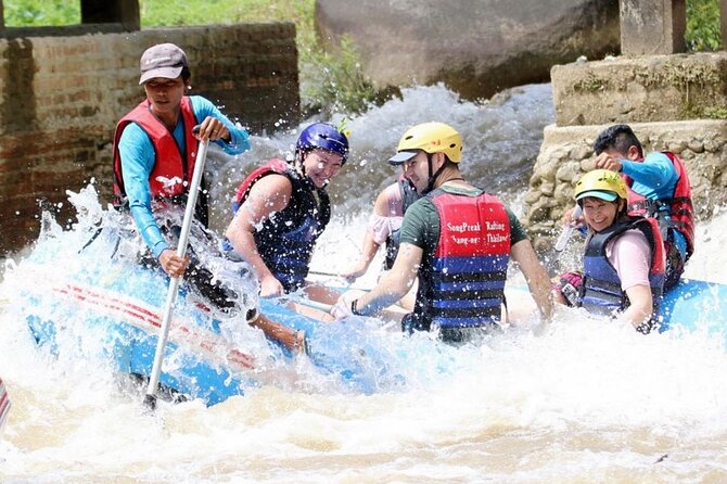 5 km Rafting, ATV & Zipline Tour From Krabi - A short zipline run