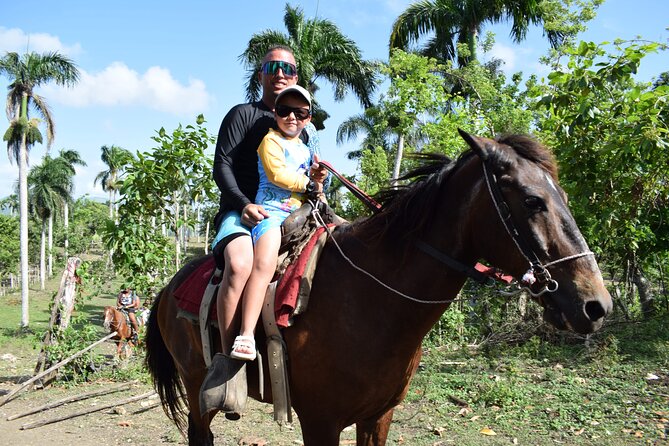 5 tours in 1 (Eco Farm/Horseback/City Tour/Buggy/Zipline) - Ziplining over the mountain country