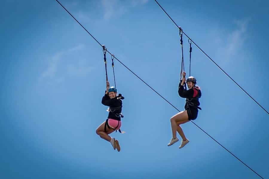 Adrenalin Addo Adventure Park: Zip Line and Giant Swing - The 500-meter zip line and its real speed