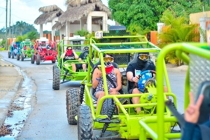 Adventure Tour con Buggies Ziplining Cenote y Taino Culture - Taino culture, performances, and the park setting
