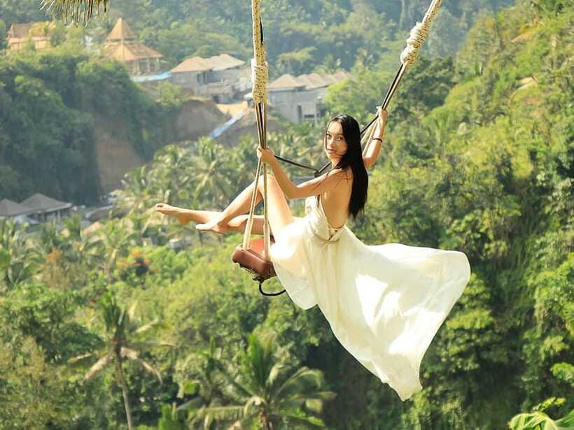 Bali: Ubud Day Tour with Swing and Zipline - Tirta Empul asks for a more respectful pace