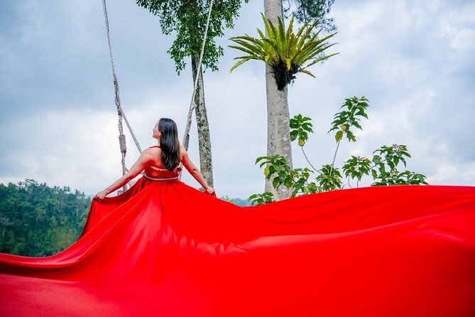 Bali Ubud Zipline Jungle Swing and Waterfall Tour - Tegalalang Rice Terrace brings the scenery into focus