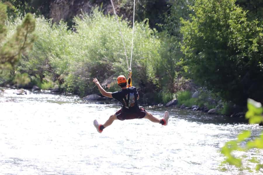 Big Sky: Classic Guided Zipline Tour (1-2 Hours) - How safe and comfortable does it feel?