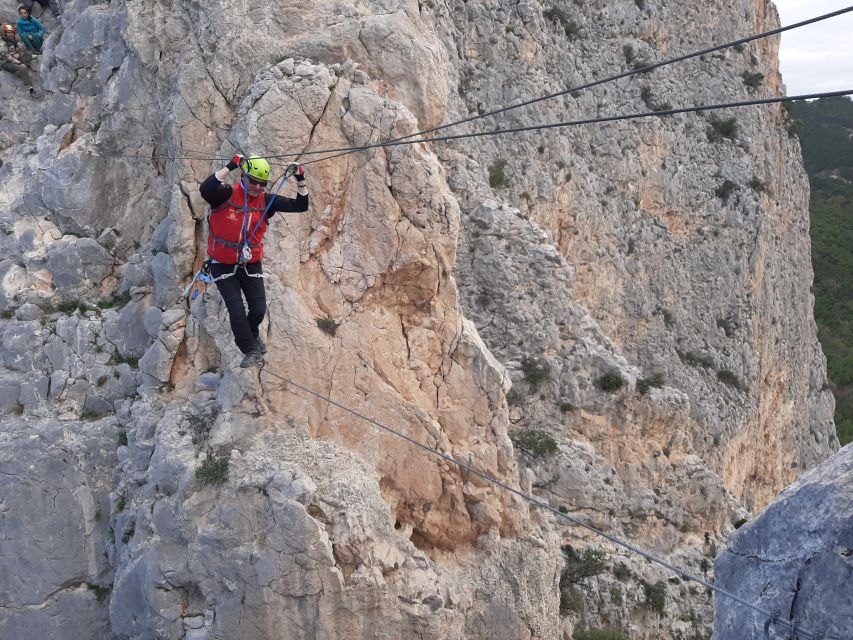 Caminito del Rey: Vía Ferrata Rappeling & Zip-Lining - The climb begins with rock and exposure