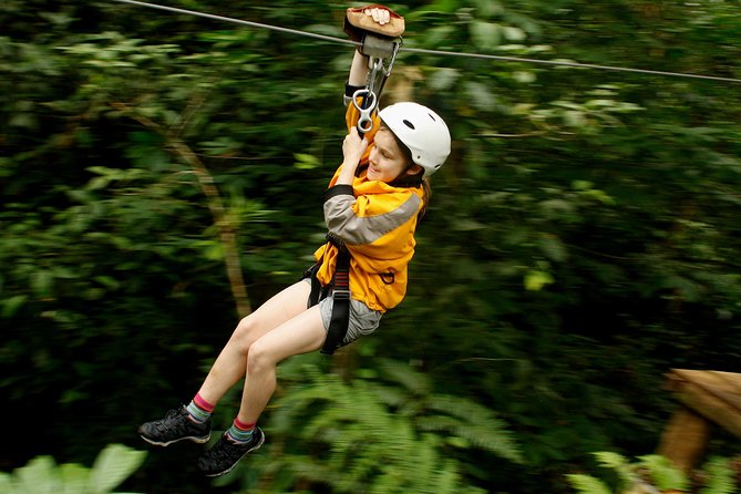 Canyoneering and Canopy Tour in Turrialba - Five zip lines with a little bite at the landing