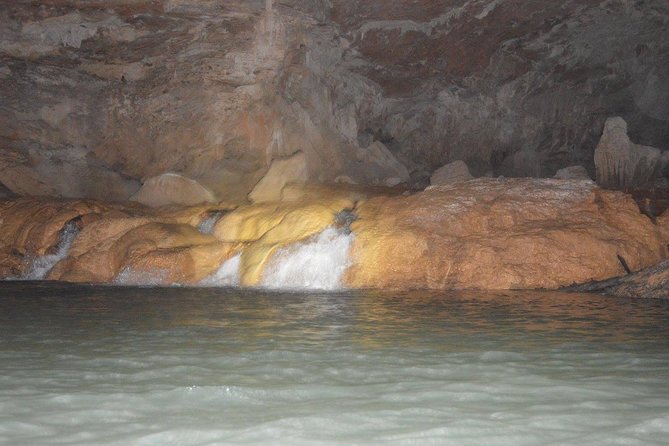 Cave Kayaking or tubing, Ziplines and Altun Ha V.i.V. - Cruise passengers need to protect the return trip