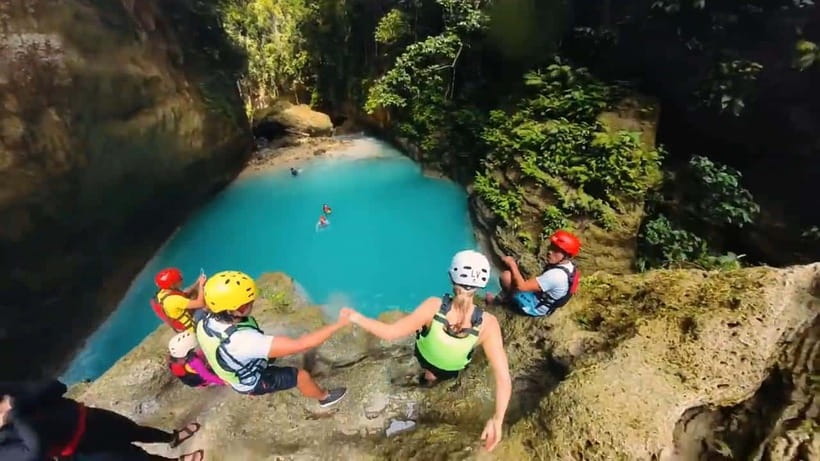 Cebu: Kawasan Falls Canyoneering Tour with Ziplining & Lunch - The early pickup and long road to Badian