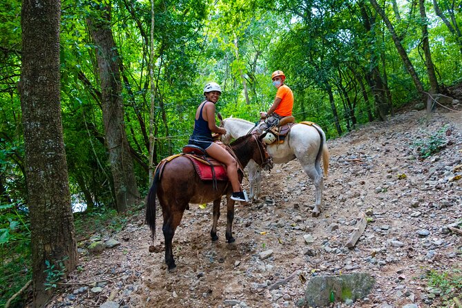 Combo RZR Zip Lines and Mule Ride Jorullo Route - Who will get the most from this outing