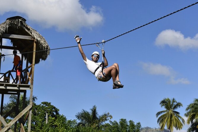 Eco Aventure Park+ Zipline+Horseback Ride+Buggy - A short cigar-making demonstration at the country house