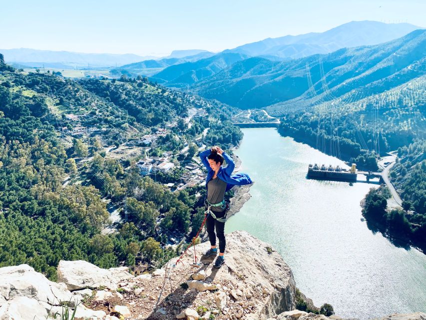 El Chorro: Zipline, Bridge, and Hiking Adventure Tour - What the El Chorro Via Ferrata really involves