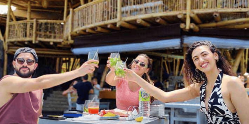 Ella Ravana Pool Club Dip & Dine+2 Free Cocktails!+Zipline - Key points to know before booking