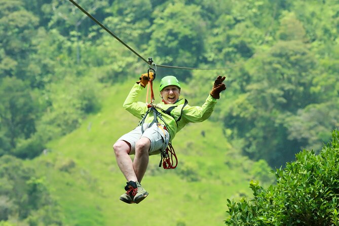 Extreme Zipline tour in Monteverde - Weather can improve the setting or test your patience