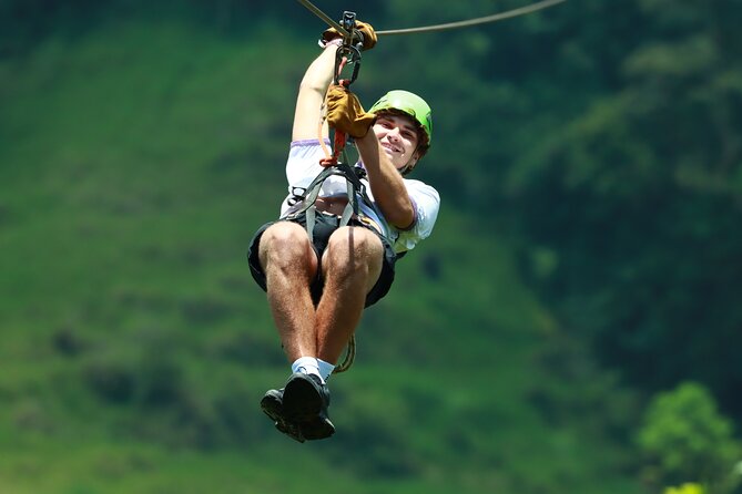 Extreme Zipline tour in Monteverde - Wildlife is a bonus, not the main event