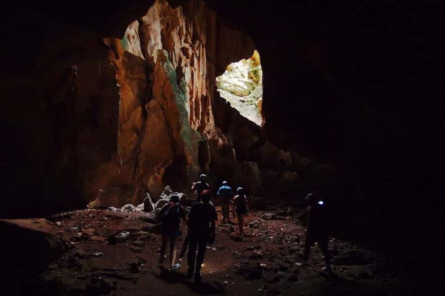 Fiji: Zipline Adventure and Cave Exploration - Lunch, local food, and what is included