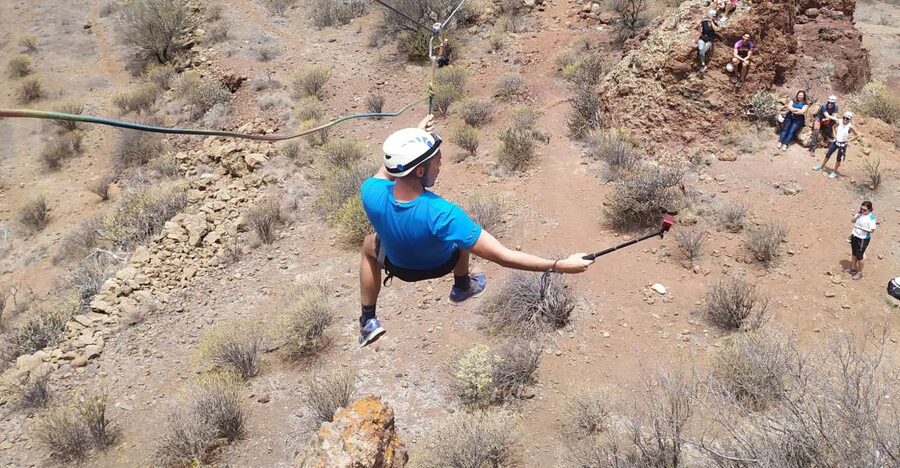 Gran Canaria: Zipline and Mountaineering Tour - A four-hour route with several different tests