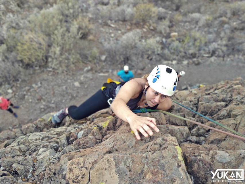 Gran Canaria: Zipline and Mountaineering Tour - Abseiling out of the cave