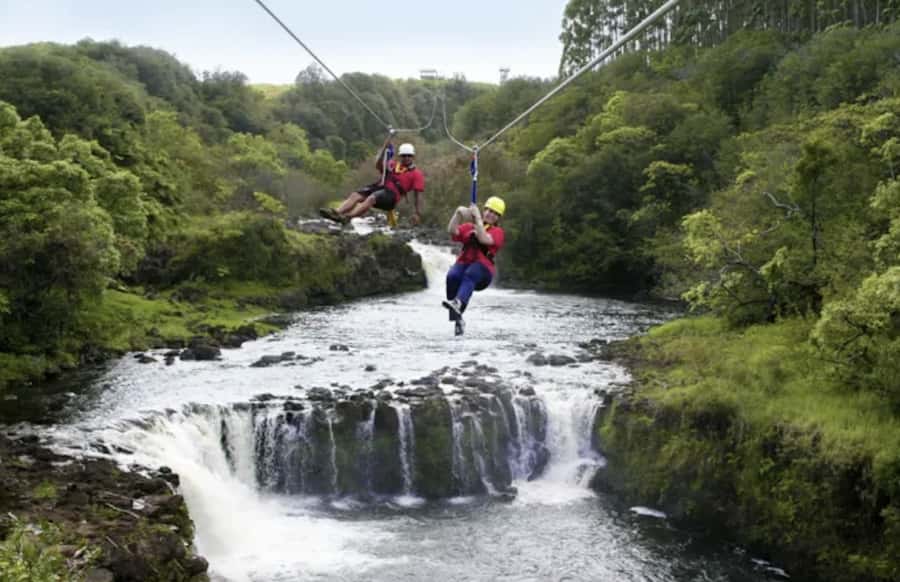 Hakalau: 9-Line Zipline Adventure with Umauma Falls View - What the waterfall views add