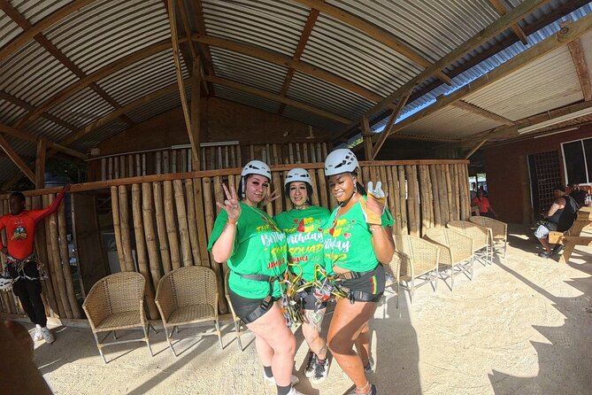 Jamaica’s longest Zipline and Rick’Cafe Tour with Transportion - What to expect at Rick’s Cafe