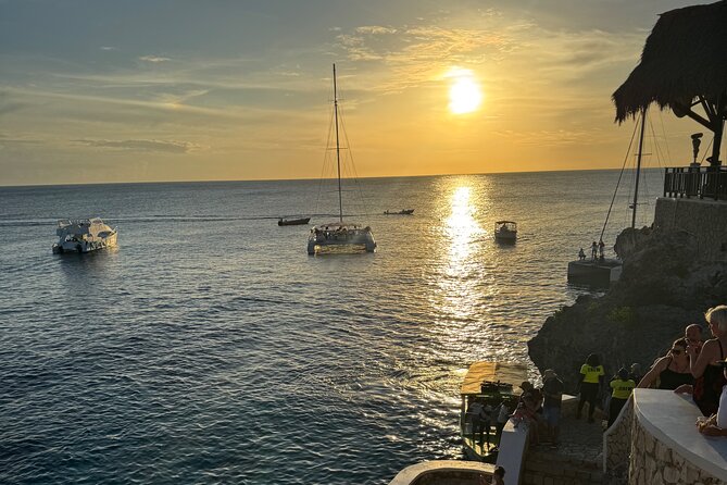 Jamaica’s longest Zipline and Rick’Cafe Tour with Transportion - Who will enjoy this Jamaican day trip?