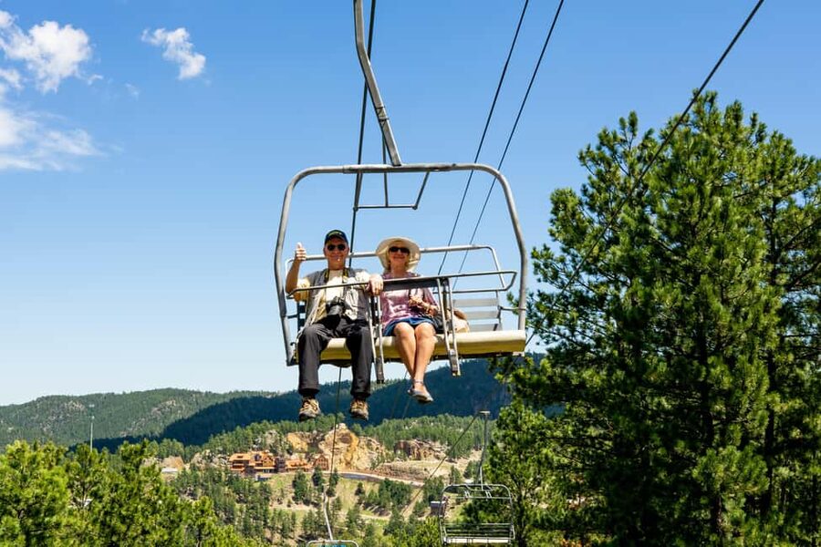 Keystone, SD: Pinnacle Zipline Tour by Mt. Rushmore - Five lines, with three views of the monument