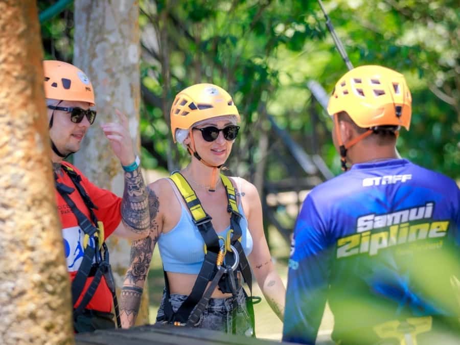 Koh Samui: Samui Zipline adventure and hotel pick up service - English instruction and the practical comforts