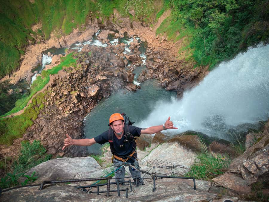 Medellín: Highest Zipline of Colombia Over Waterfalls - A short stop in La Ceja