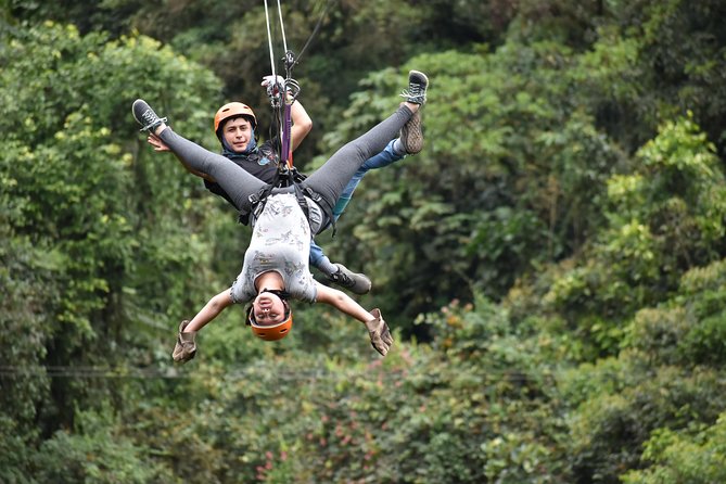 Mindo Ziplines Tours / Canopy Tour / Zip Line - What the guides add to the hour and a half