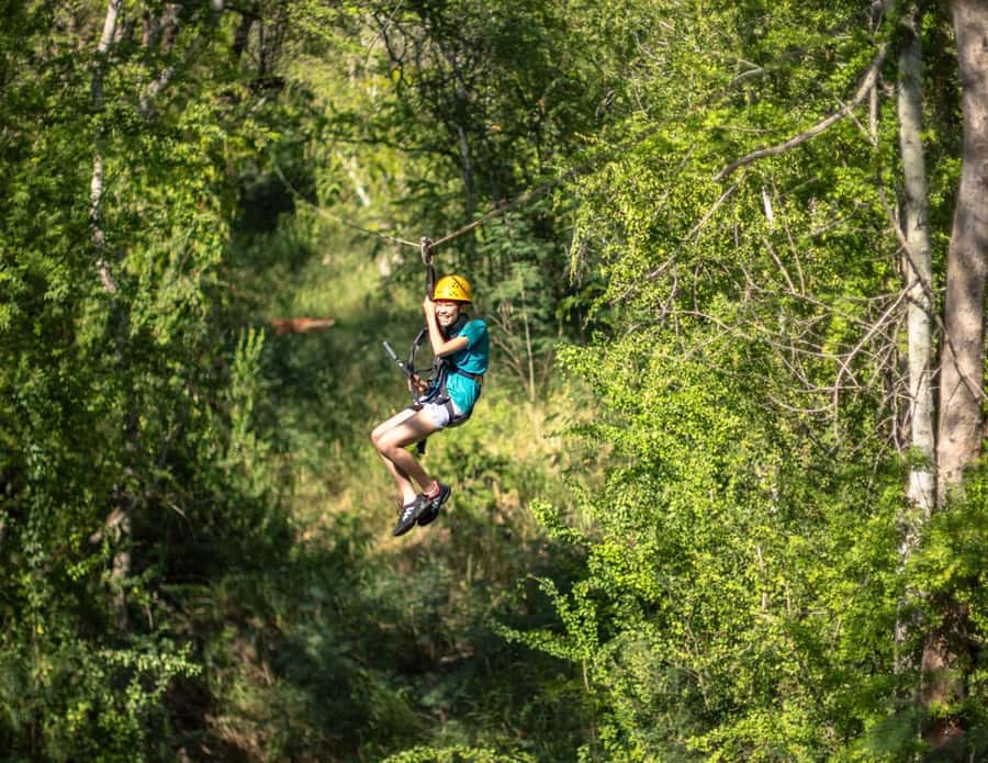 Oahu: Coral Crater Zipline Tour - The $105 price and what you receive