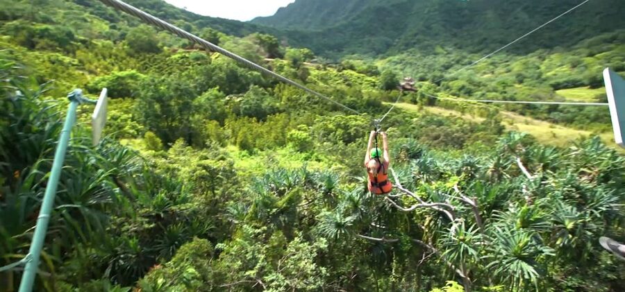 Oahu: Kualoa Jurassic Valley Zipline Tour - Seven tandem sections and two suspension bridges