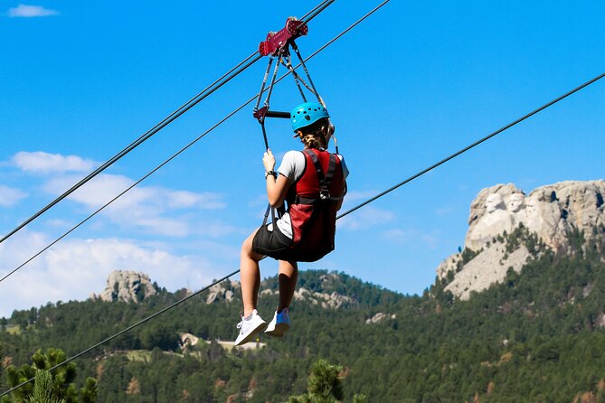Pinnacle Zipline Tour in Keystone - Flying above the Black Hills near Mount Rushmore