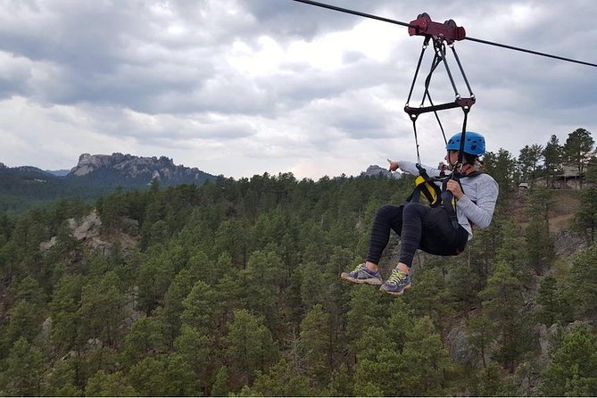 Pinnacle Zipline Tour in Keystone - Safety without manual braking