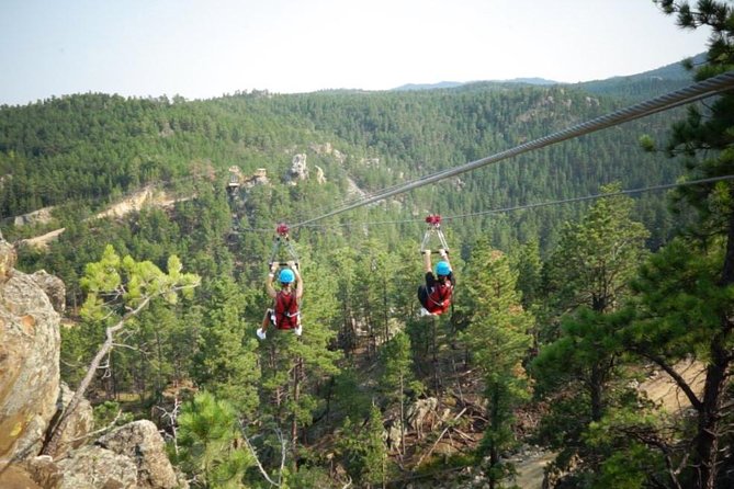 Pinnacle Zipline Tour in Keystone - How the guides shape the experience