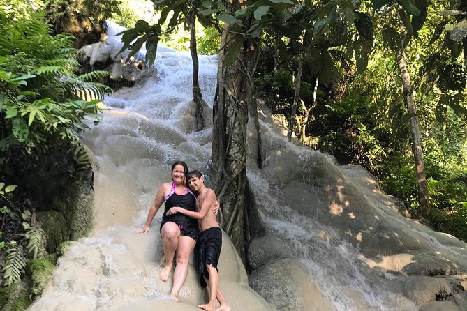 Private Chiang Mai Tour to Bua Thong Waterfalls and Ziplining - A full day beyond Chiang Mai’s city streets