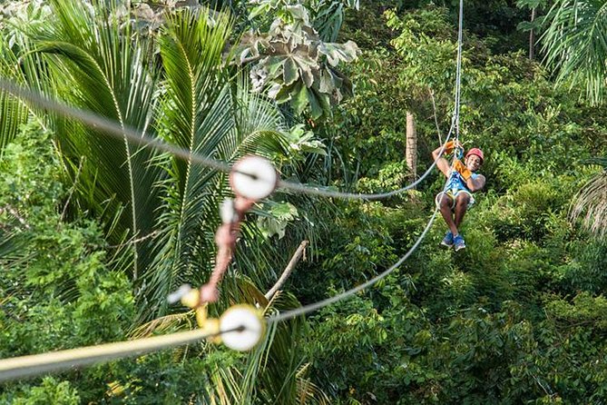 PRIVATE Mindo Cloud Forest tour - A quick Equator stop near Mitad del Mundo
