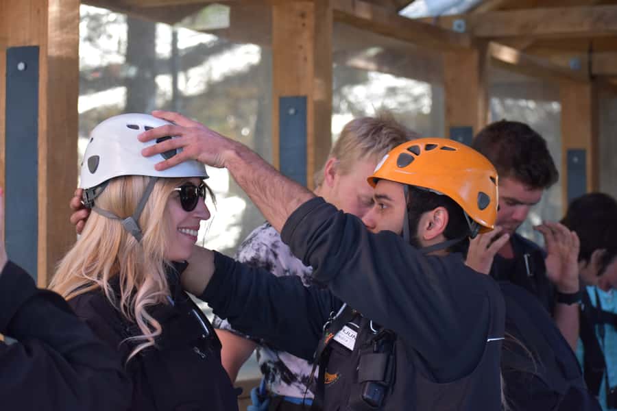 Queenstown: 1-Hour Zipline Tour with 2-Lines & 21-Meter Drop - Reaching Ziptrek at Bob’s Peak
