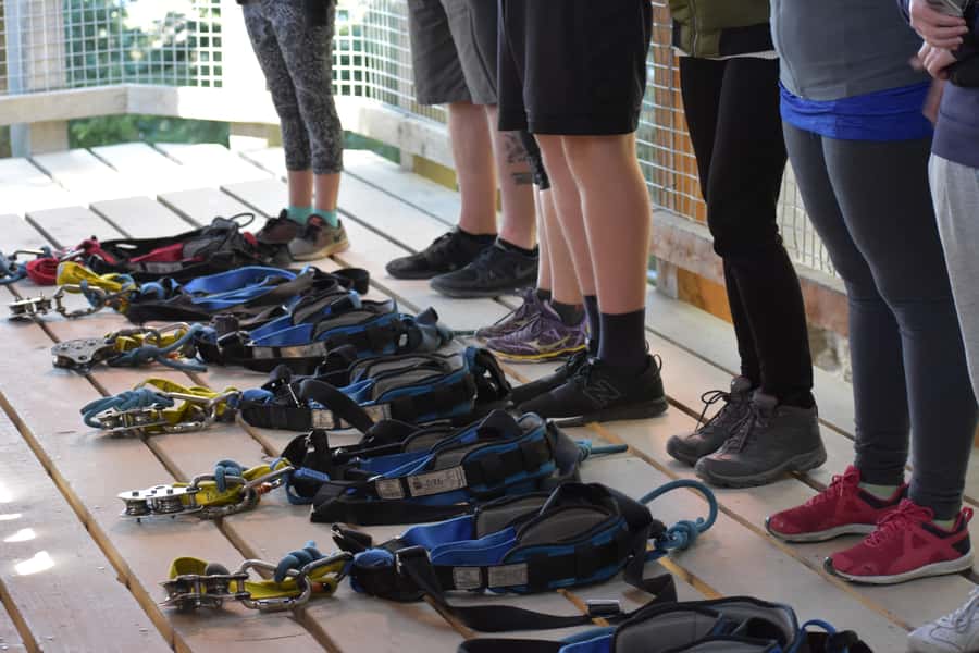 Queenstown: 1-Hour Zipline Tour with 2-Lines & 21-Meter Drop - Harnessing up for a short, active adventure