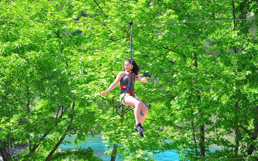 Rafting, Canyoning & Zipline, : 3-in-1 Adrenaline Tour - Wet canyoning through the rock