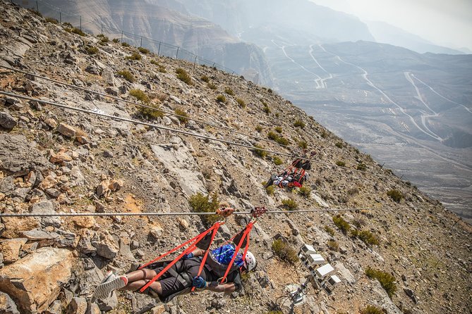 Ras Al Khaima's Jebel Jais Zipline (World's Longest) Tour - With Transfers - Group size, staff, and the overall pace
