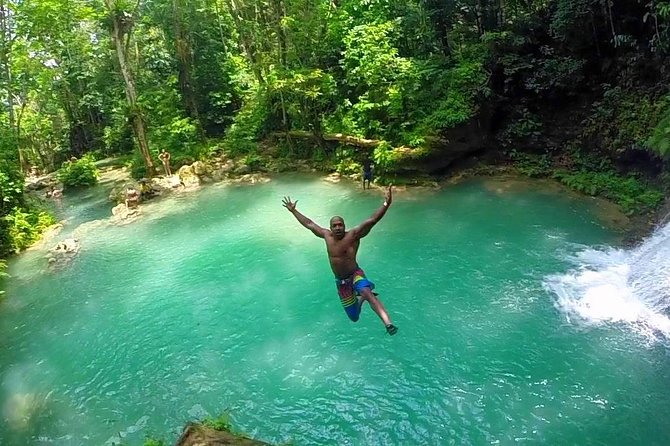 Secret Falls Blue Hole And zipline Adventure from Ocho Rios - From Ocho Rios to the Blue Hole