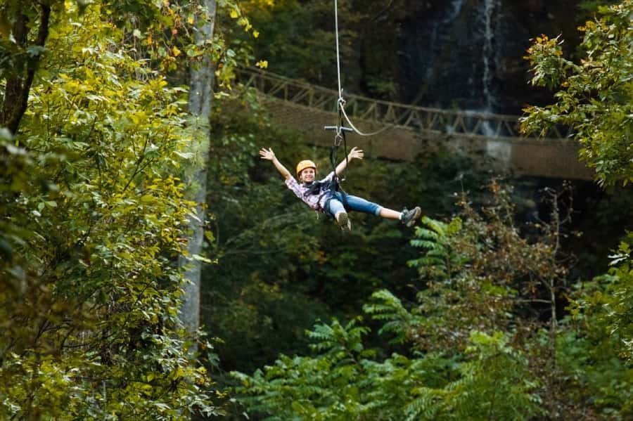 Sevierville: Waterfall Canopy Zip Lining in Smoky Mountains - What happens on the seven-line route
