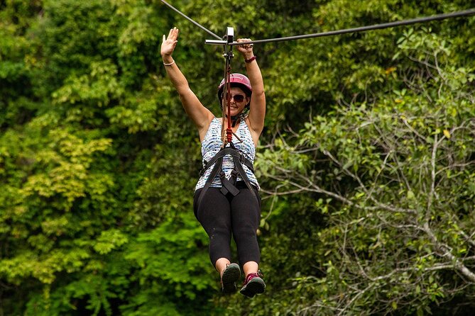 Sierra Madre Horseback Riding and Zipline with Lunch Included - Lunch, homemade flavors, and national drinks