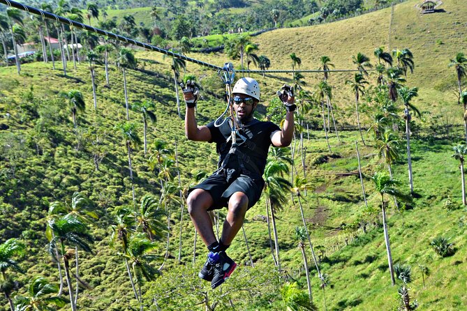 Tour Pack 2 in 1: Zip line and Buggies - The jungle zipline circuit