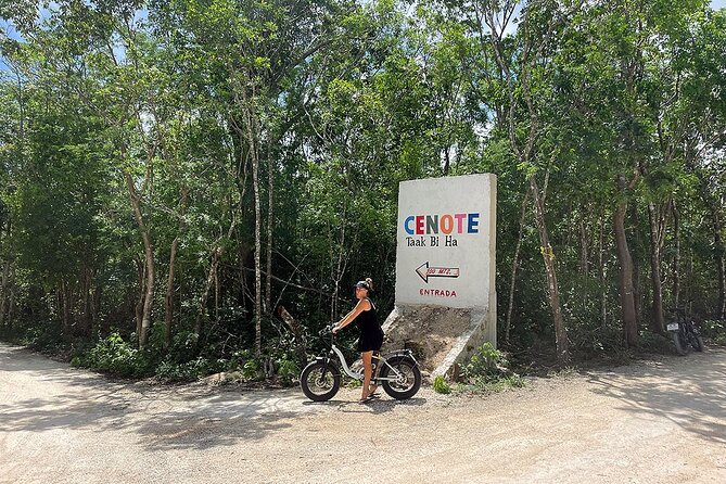 Tulum E-Bike Jungle Zip Line/Repel Snorkel Cenote + Lunch - From Tulum Centro to the Dos Ojos jungle