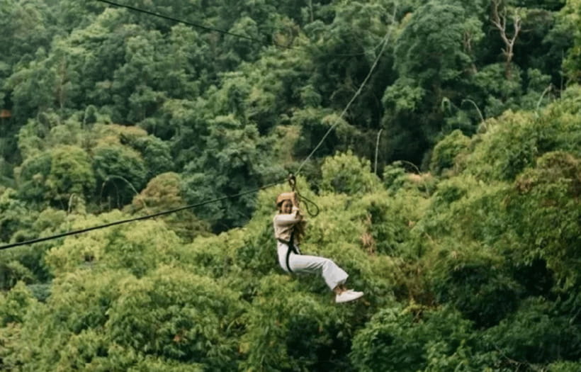 Vang Vieng: Zipline&Kayaking&BlueLagoon 1 - What the $50 price really covers