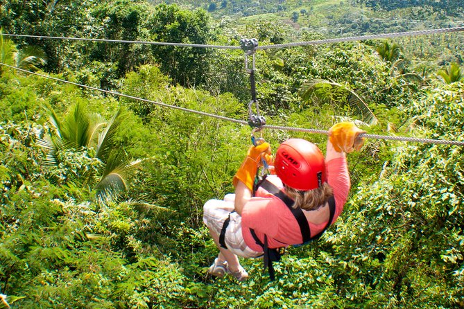 Zipline Adventure in El Limón - The guides make a real difference