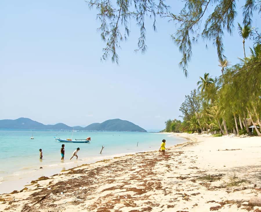 Zipline in Koh Samui Adventure activity tour - A clear safety briefing before the first cable