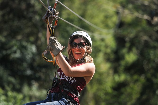 Ziplines and mezcal tasting - The guides shape the whole outing