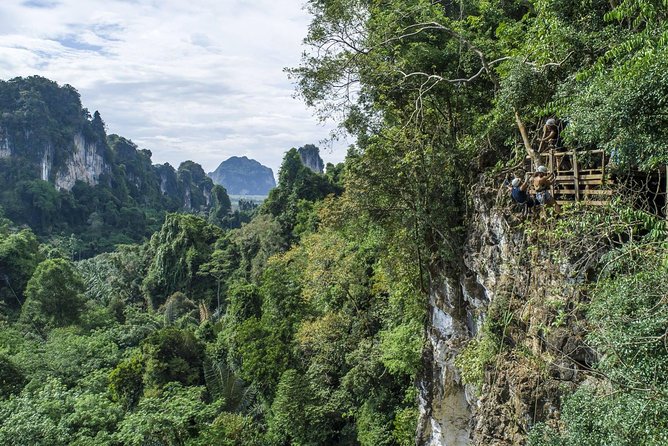 Zone A + B PACKAGE Zipline Adventure Experience - Guides, safety, and the small-company feel